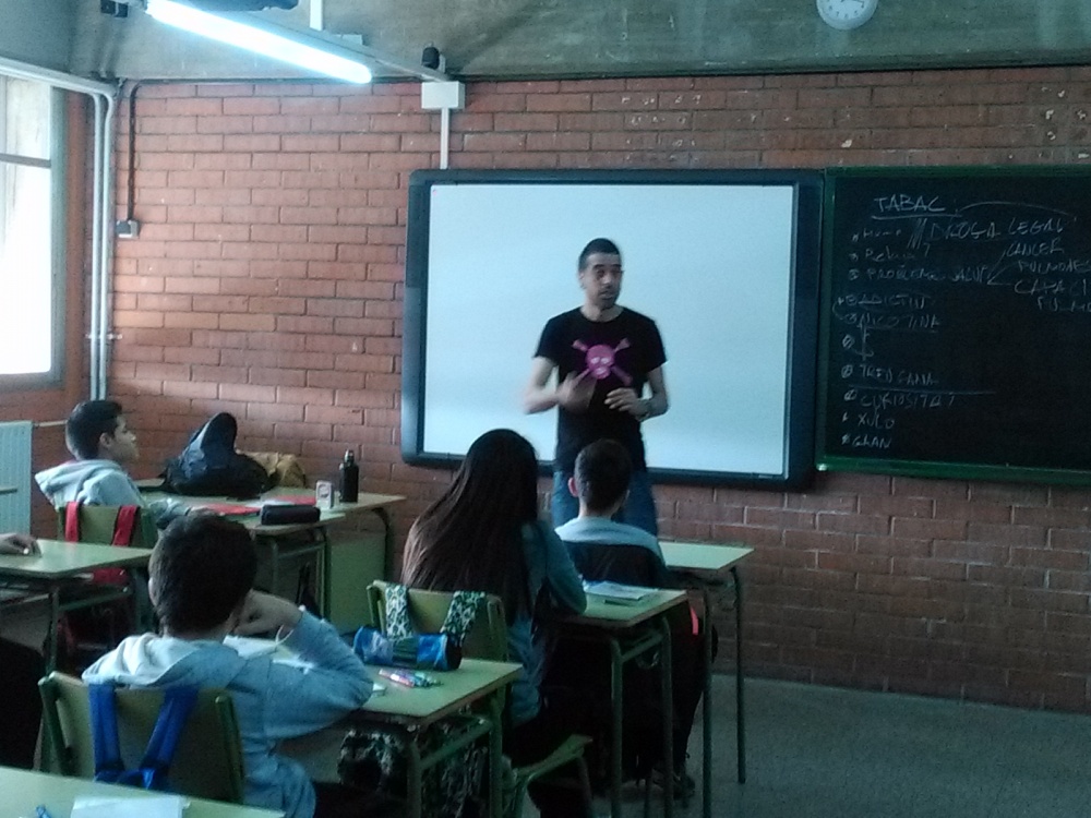 Xerrada sobre drogres per a 4t d'ESO a càrrec de CAS EINES