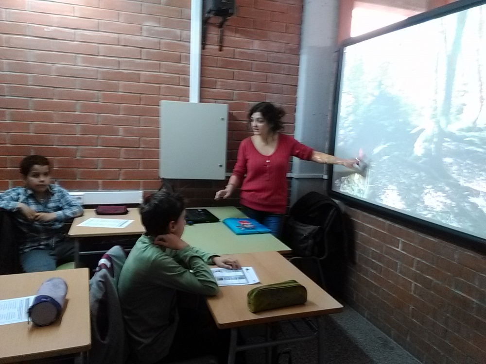 Taller sobre Mines Antipersona per a 2n d'ESO a càrrec de Grup Eirene