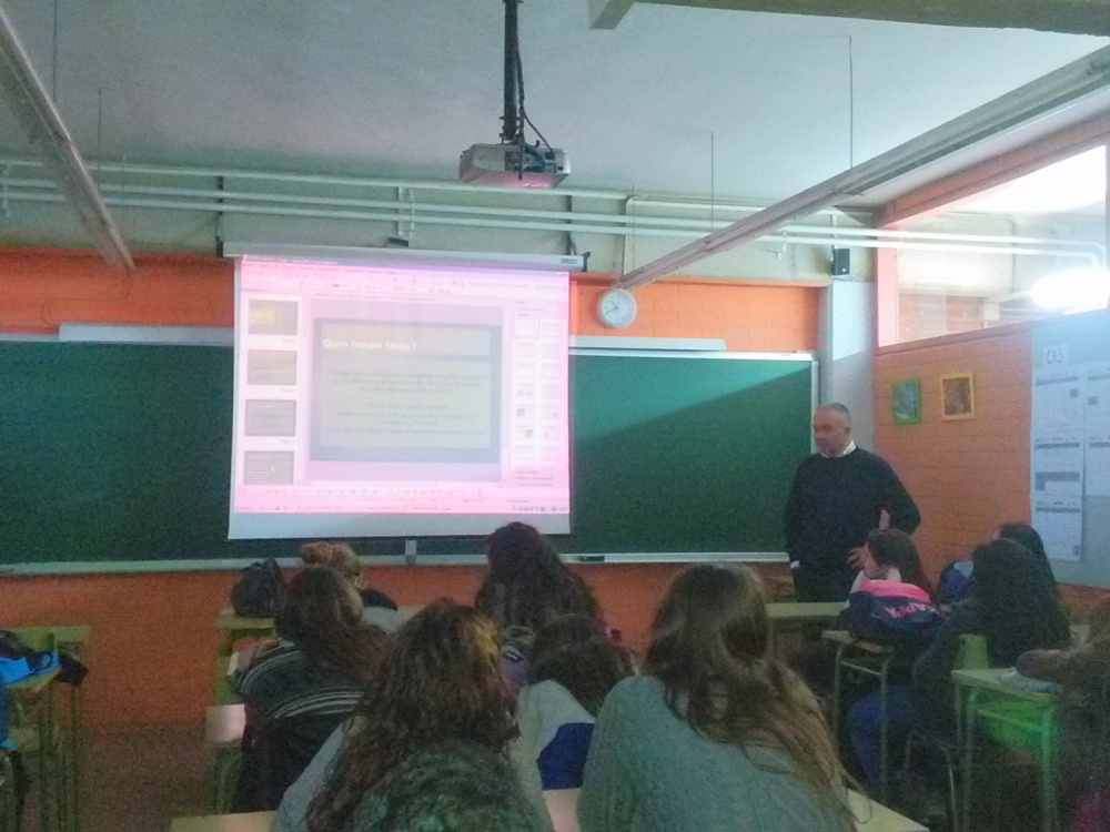 Xerrada d'Orientació sobre els Cicles Formatius de Grau Superior a càrrec de Cap d'Estudis