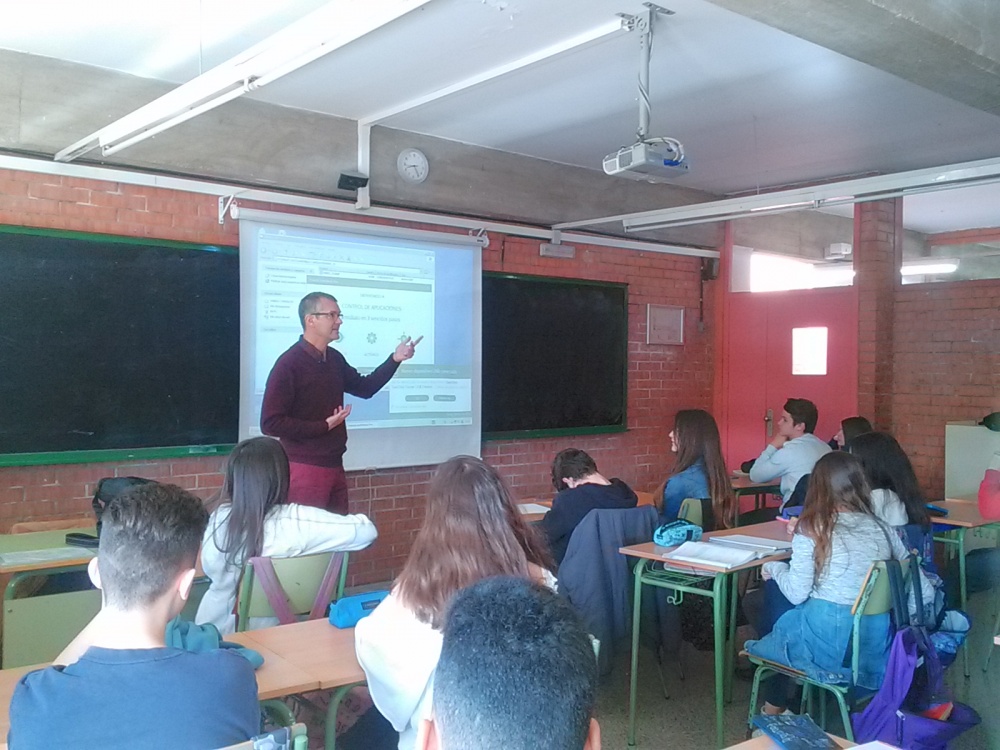 Xerrada sobre Sexualitat per a 3r d'ESO a càrrec de l'infermer Josep Fraj