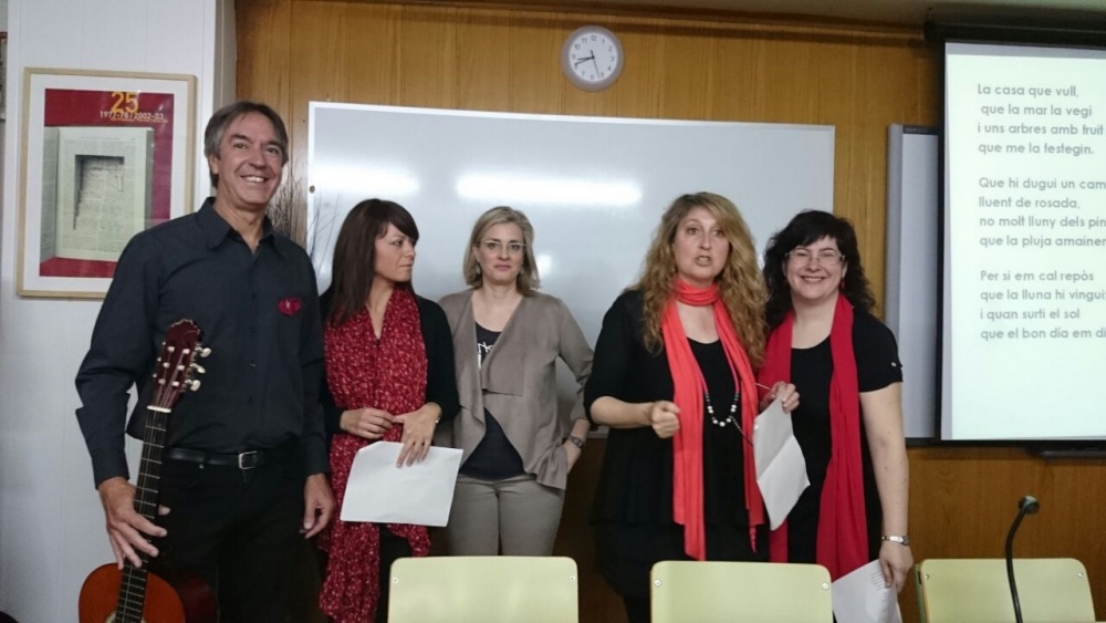 Recital poètic musical a càrrec de professorat i alumnat del centre