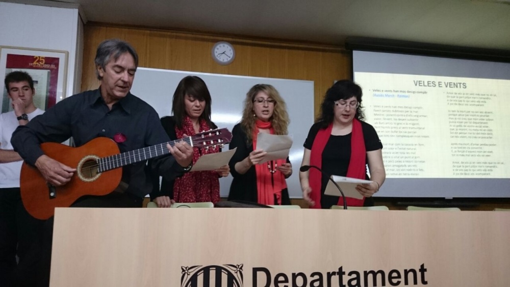 Recital poètic musical a càrrec de professorat i alumnat del centre