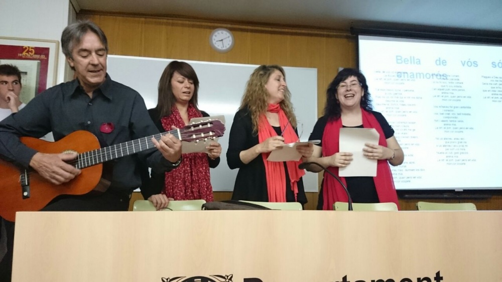 Recital poètic musical a càrrec de professorat i alumnat del centre