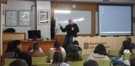 Xerrada sobre les causes i les conseqüències dels conflictes per a 3r d'ESO a càrrec del fotoperiodista Marcello Scotti