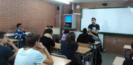 Taller sobre prevenció de drogues a càrrec de CAS Eines